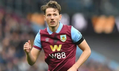 Manchester United dream midfield amid Sander Berge interest and Manuel Ugarte decision